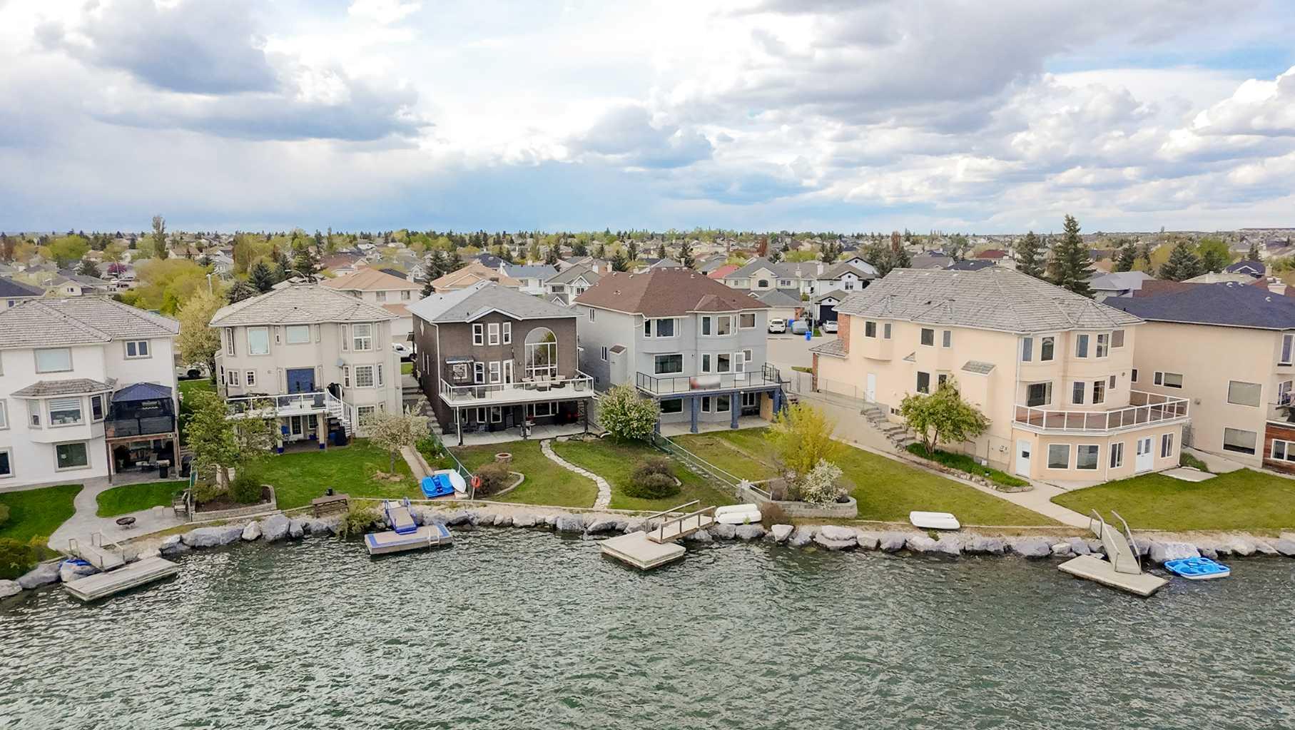 151 Coral Shores Landing NE