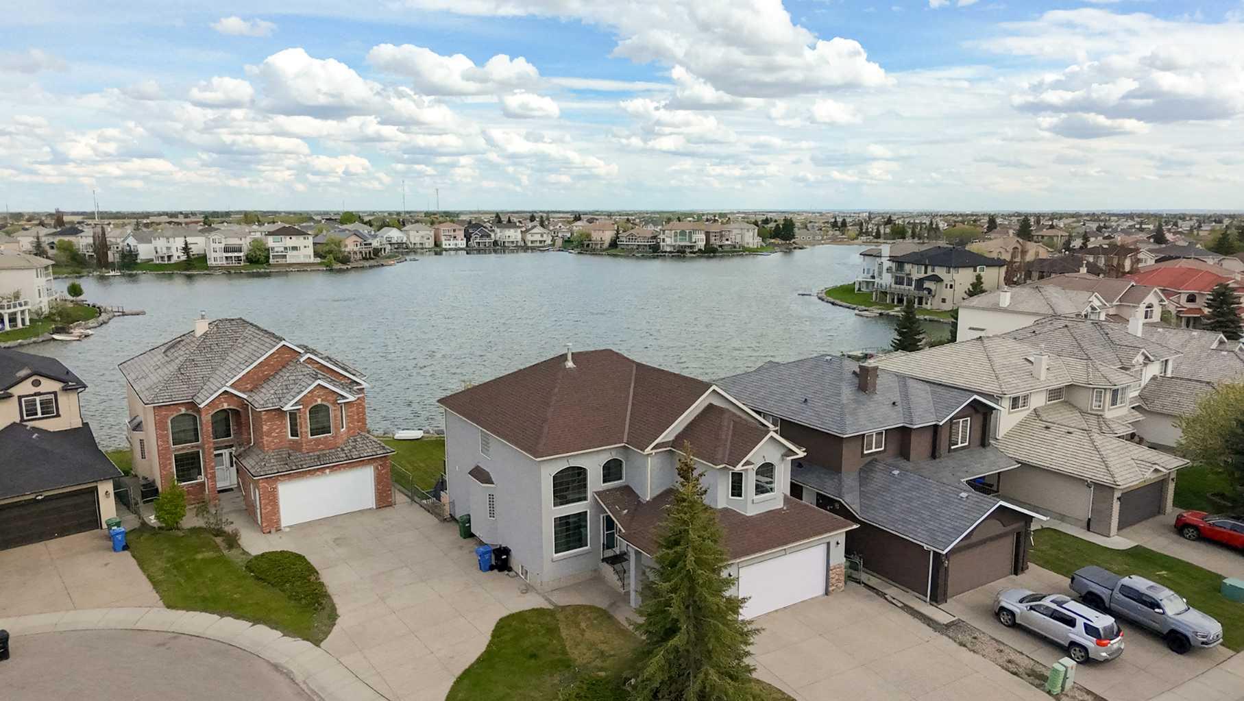 151 Coral Shores Landing NE