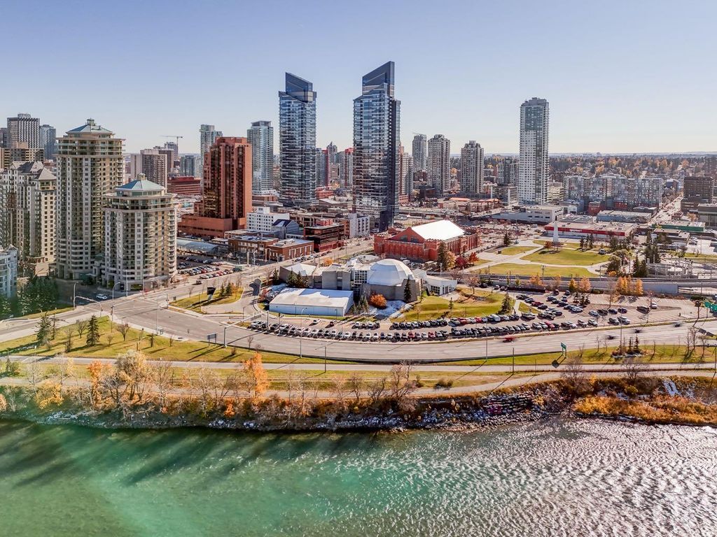 Photo of 1321 Kensington Close NW #214, Calgary, AB T2N 3J6 (MLS # A2293693)