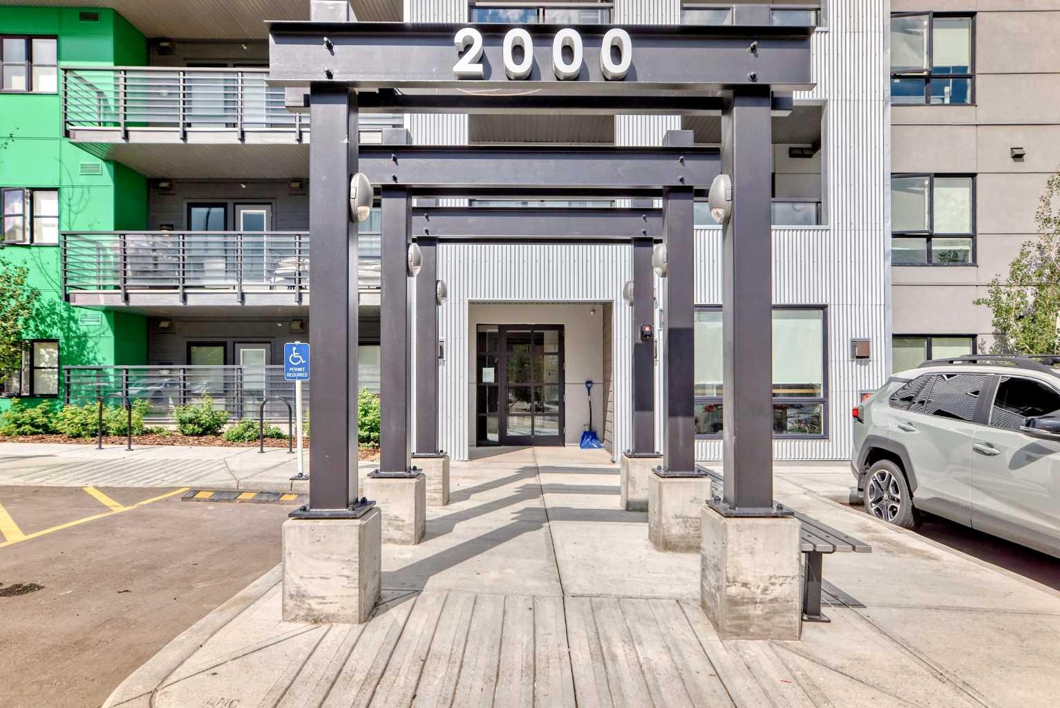 350 Livingston Common NE 2314