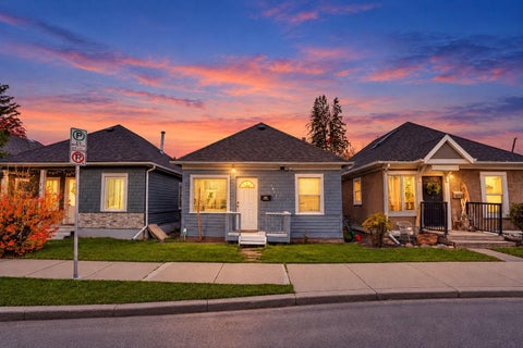 Photo of 1611 2A Street NW, Calgary, AB T2M 2X5 (MLS # A2352917)