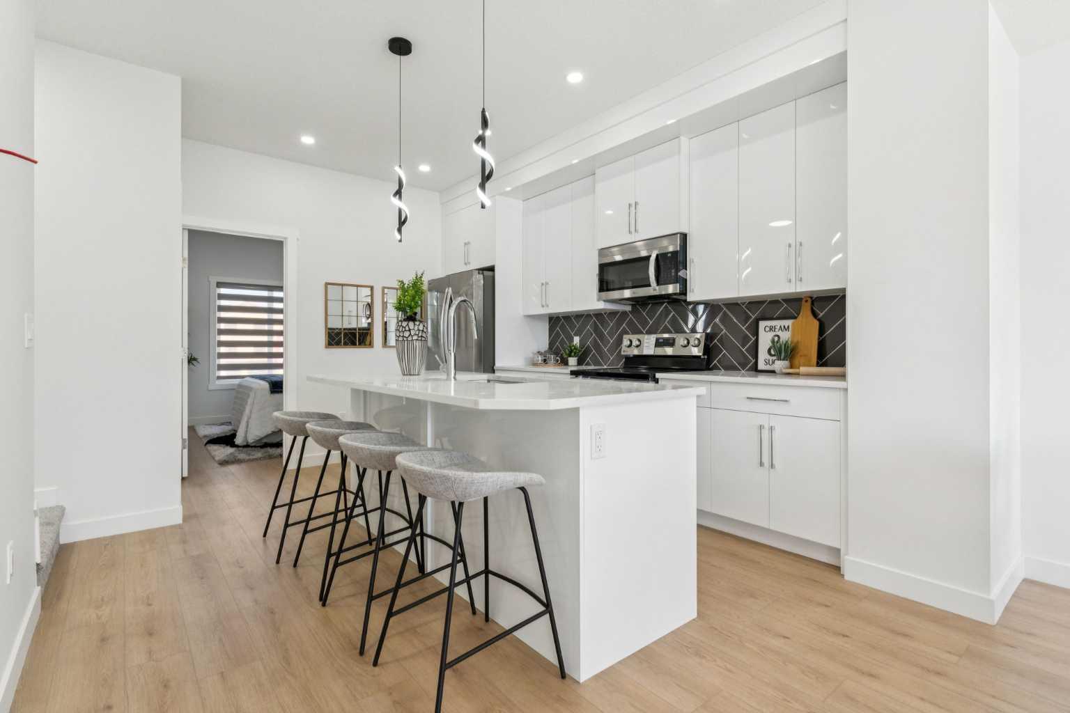 95 Saddlecrest Circle NE 101