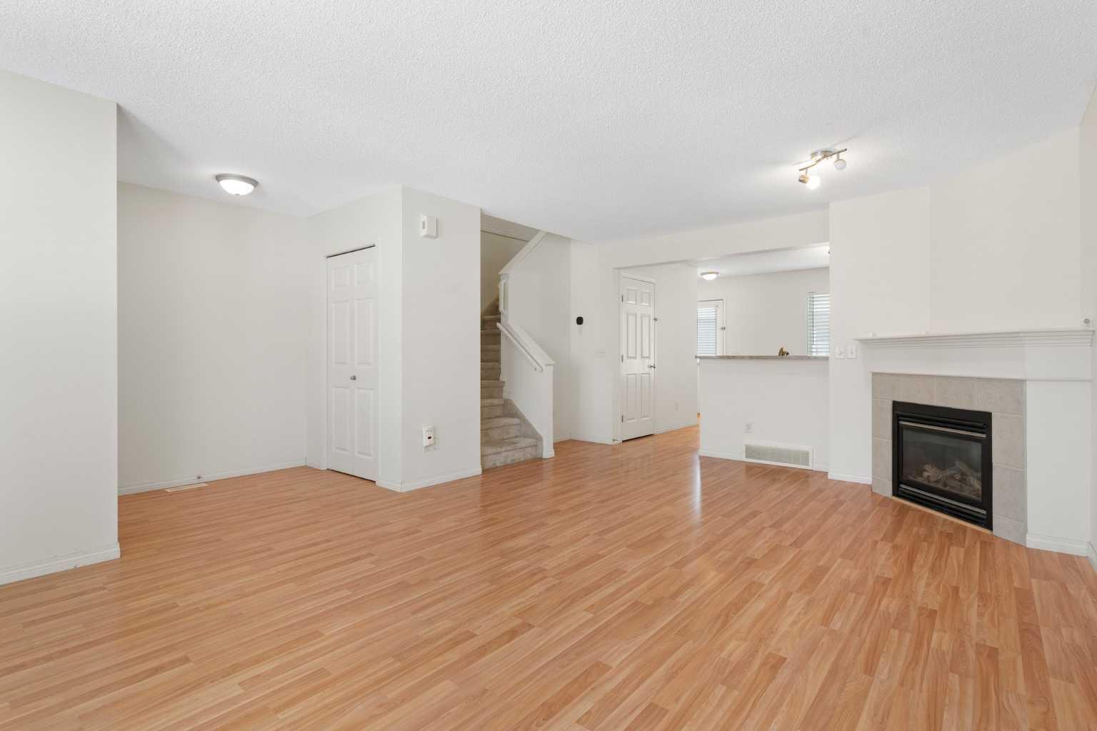 119 Royal Birch Villas NW