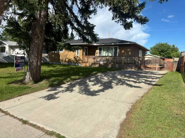 4406 FORDHAM Crescent SE
