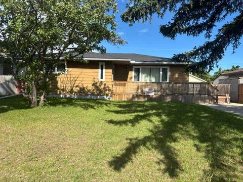 Photo of 4406 FORDHAM Crescent SE, Calgary, AB T2A 1Z9 (MLS # A2322200)