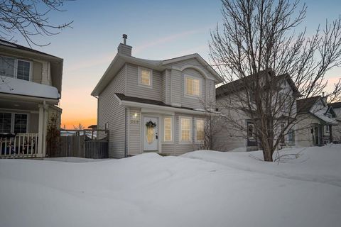 Photo of 269 Smallwood Street, Fort McMurray, AB T9K 2L4 (MLS # A2300142)