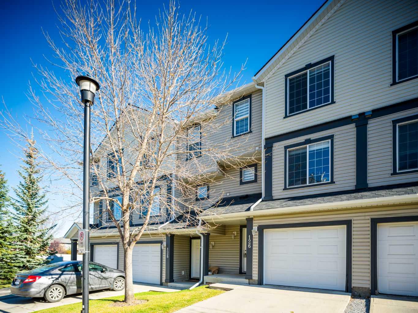 126 Everhollow Heights SW