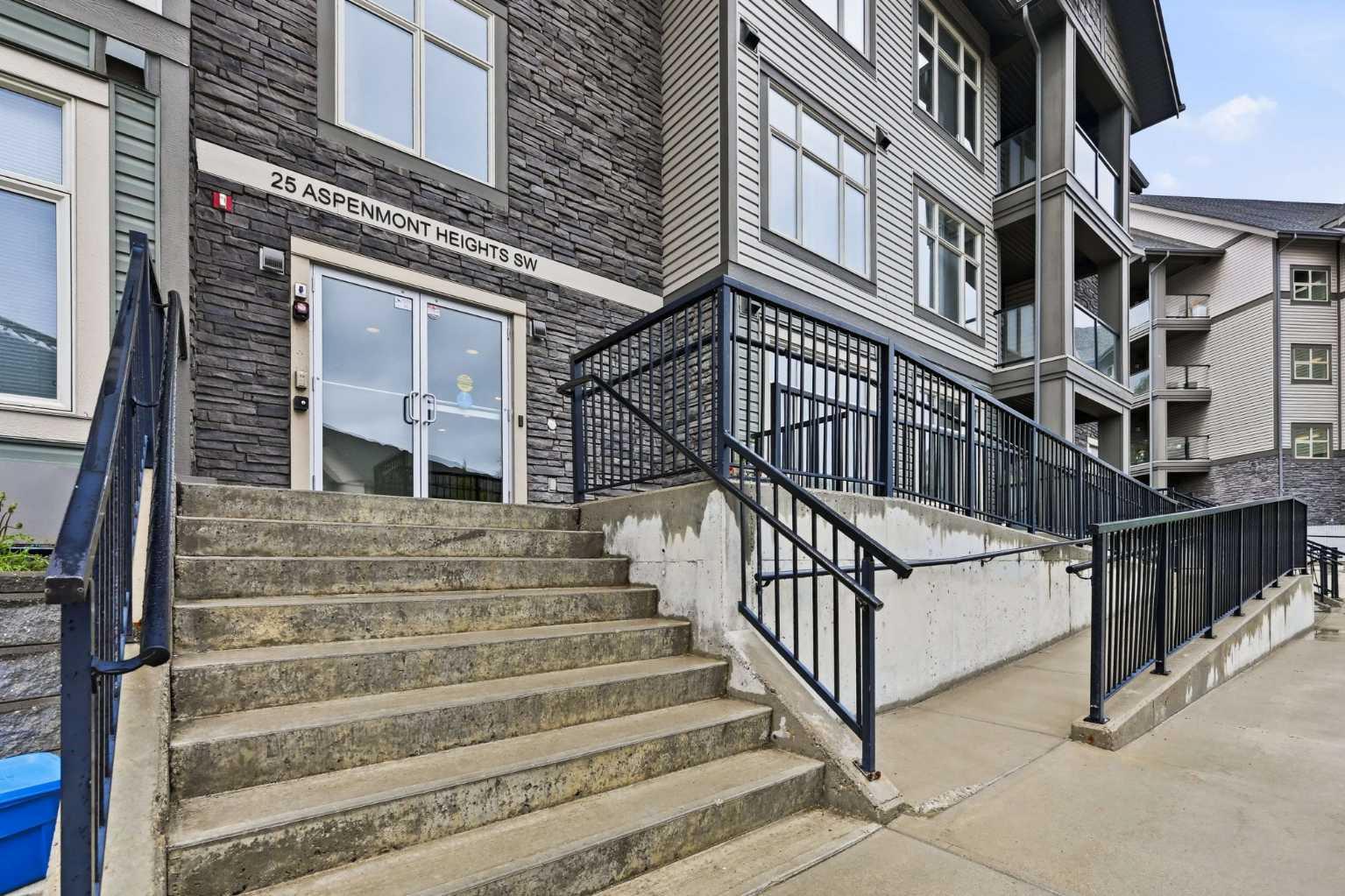 25 Aspenmont Heights SW 306
