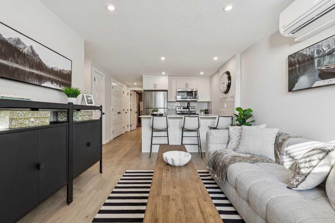 63 Belmont Passage 114