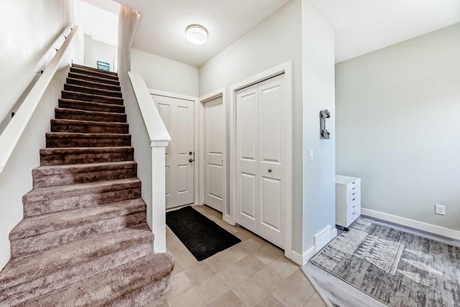 2306 Jumping Pound Common