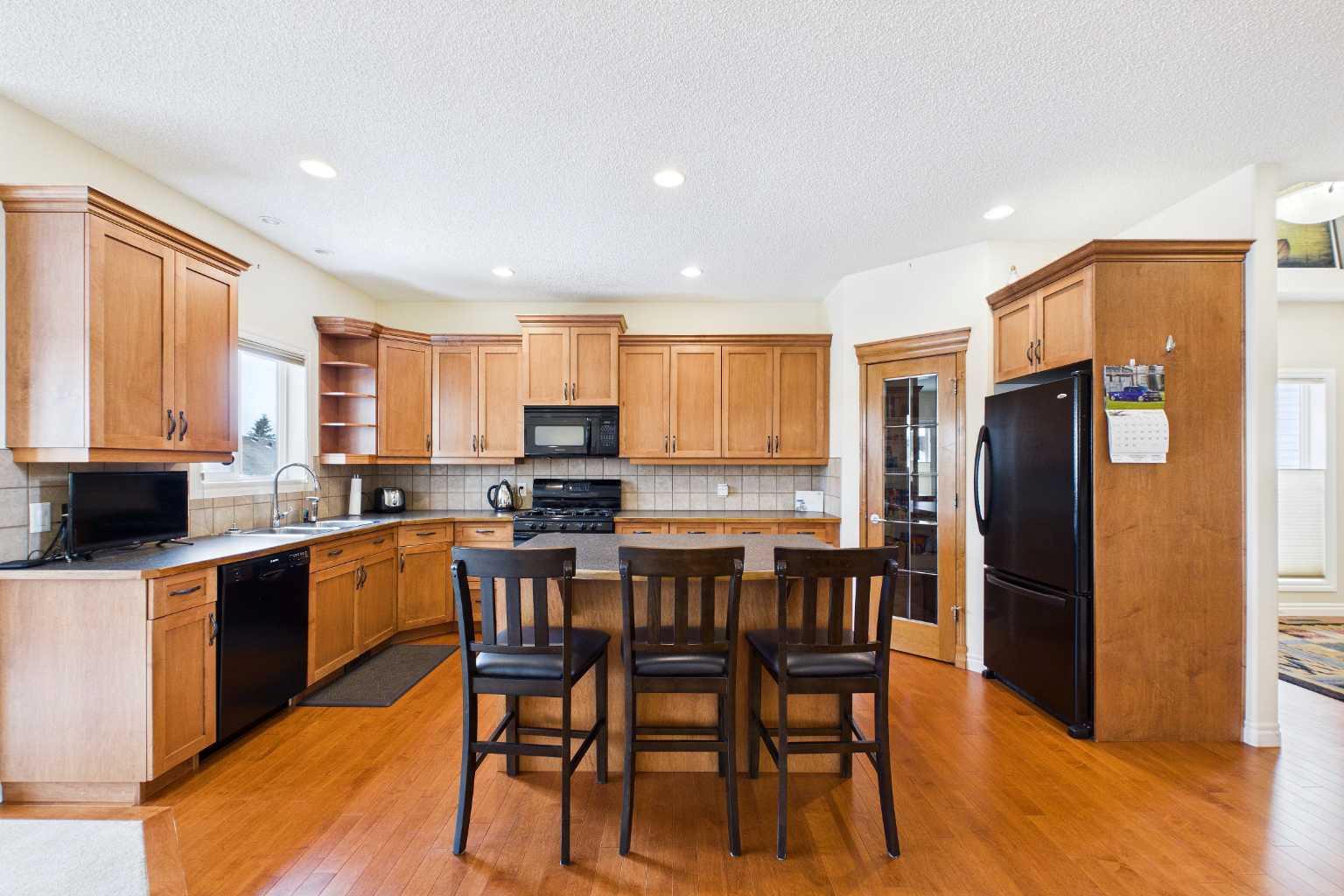 167 Evanston View NW