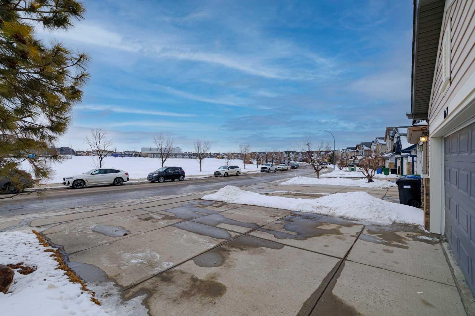 167 Evanston View NW