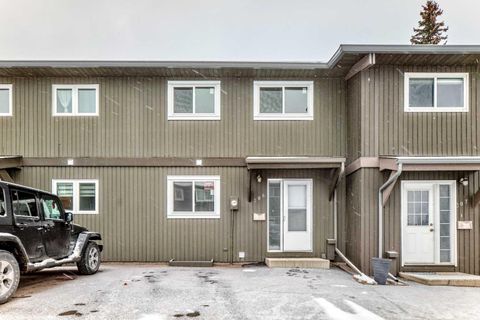 5340 17 Avenue SW 306 Calgary AB T3E 6M3