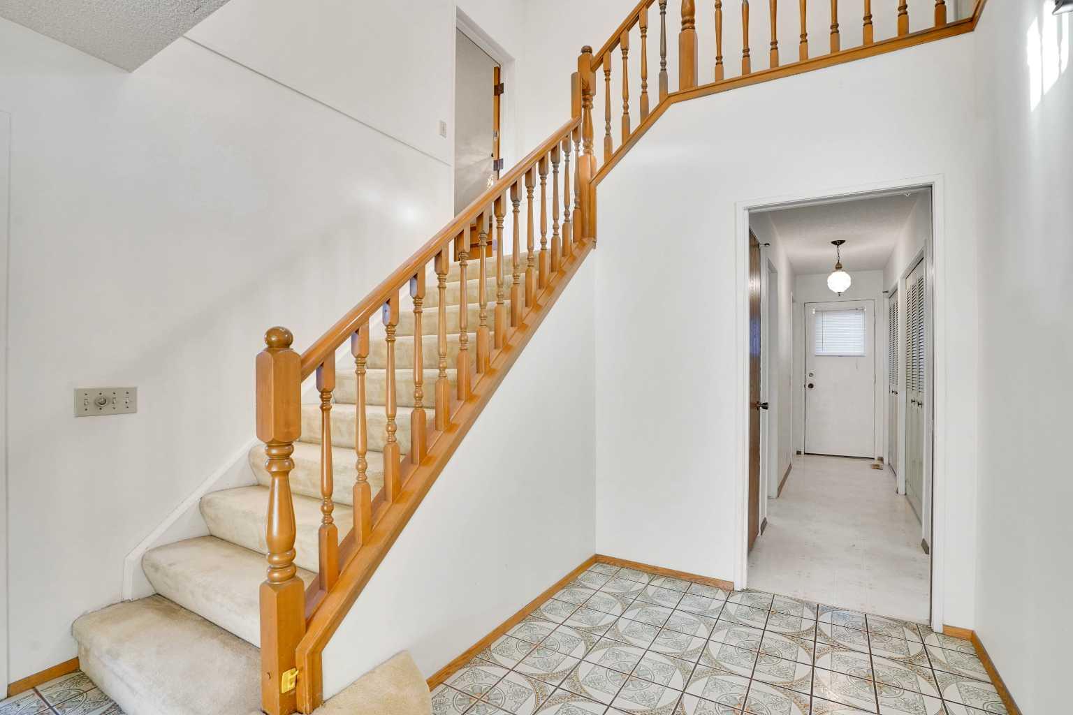 1040 Edgemont Road NW