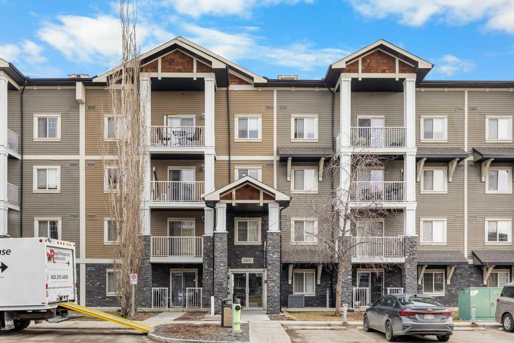 Photo of 115 Prestwick Villas SE #2222, Calgary, AB T2Z 0M9 (MLS # A2284658)