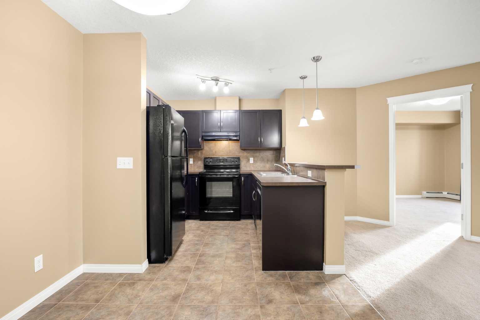 115 Prestwick Villas SE 2222