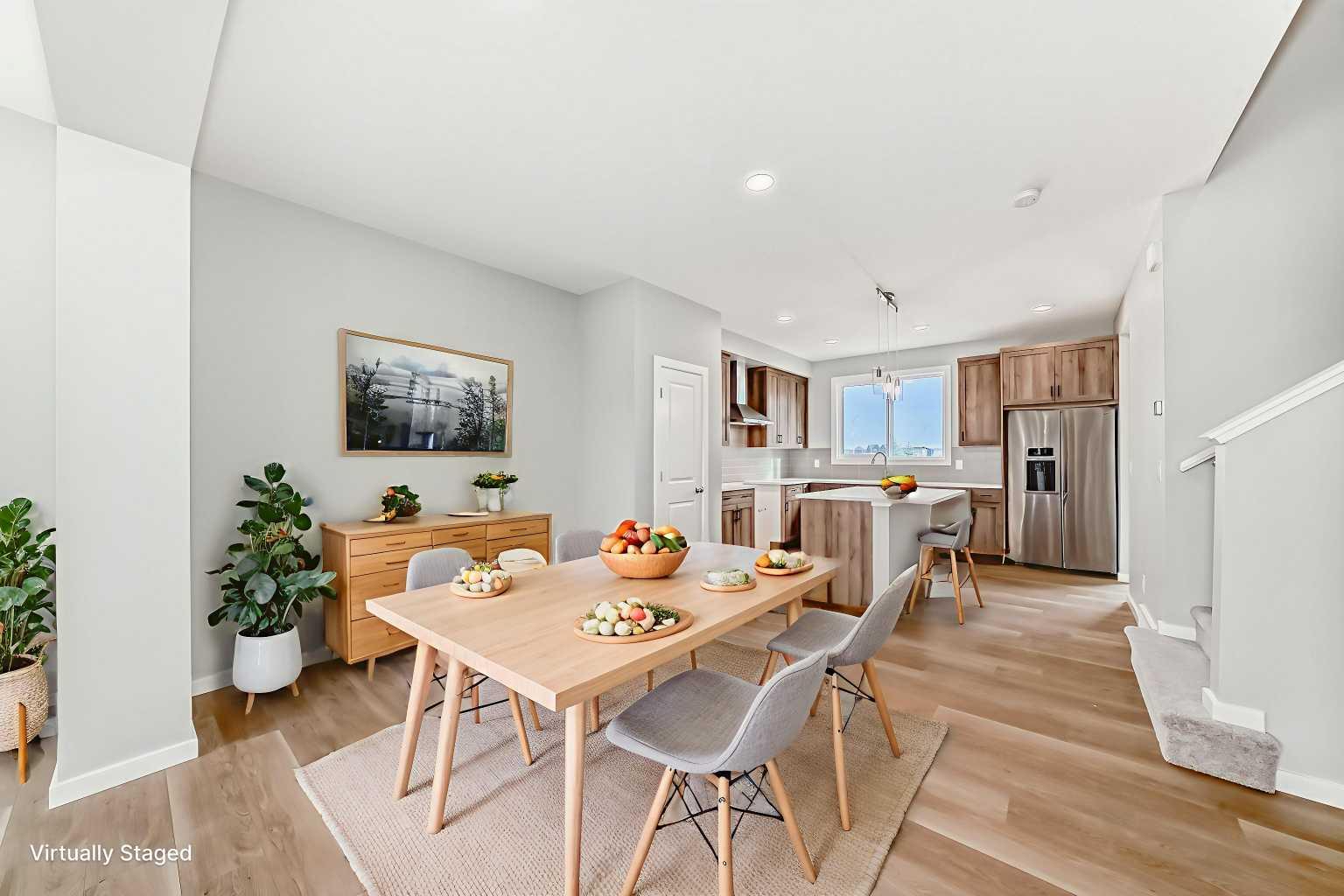 147 Bartlett Crescent SE