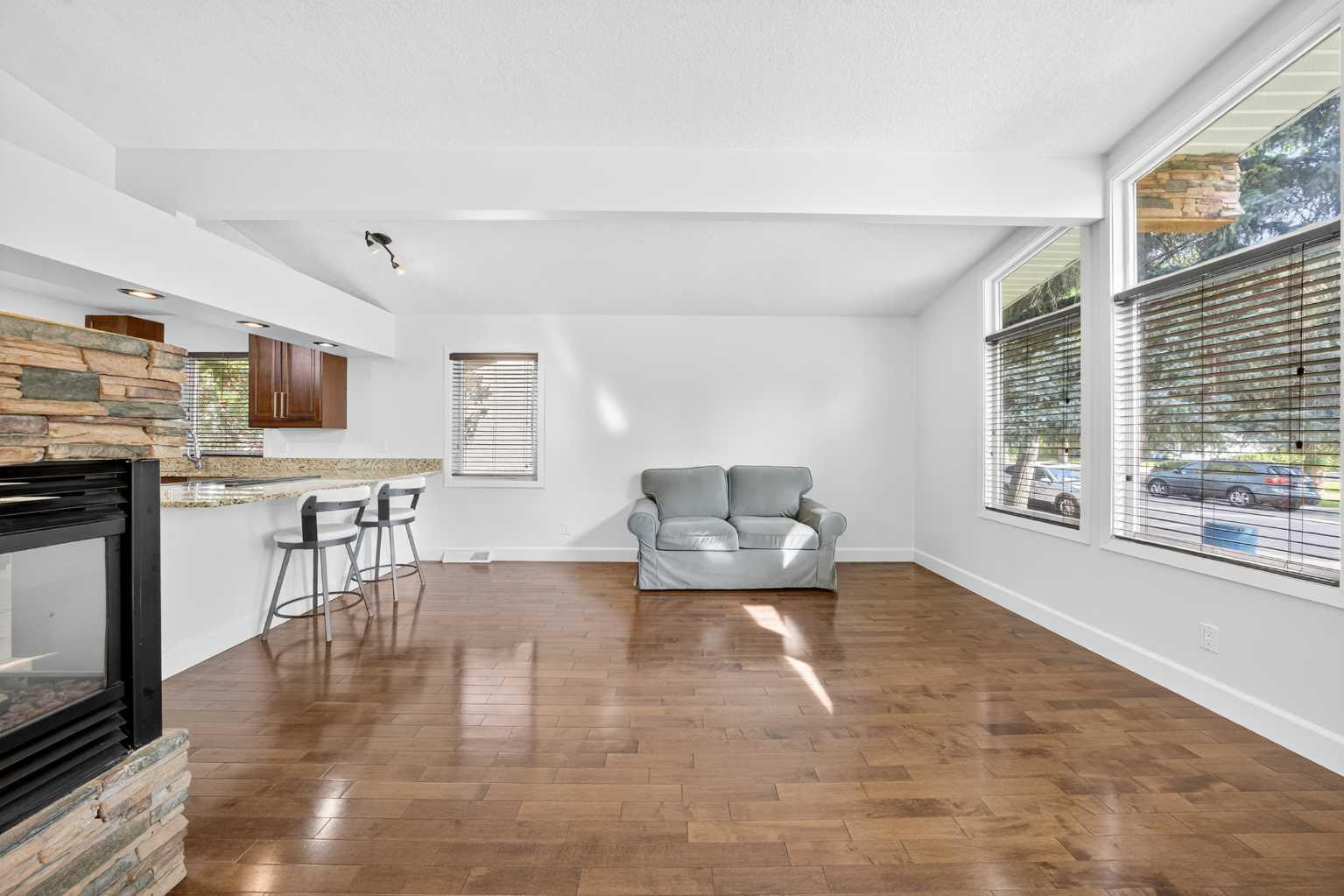 2831 Brecken Road NW