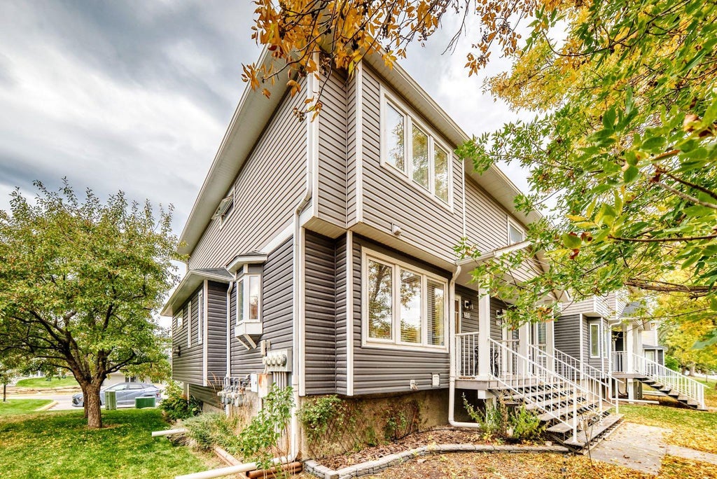 Photo of 355 Regal Park NE, Calgary, AB T2E 0S6 (MLS # A2348047)