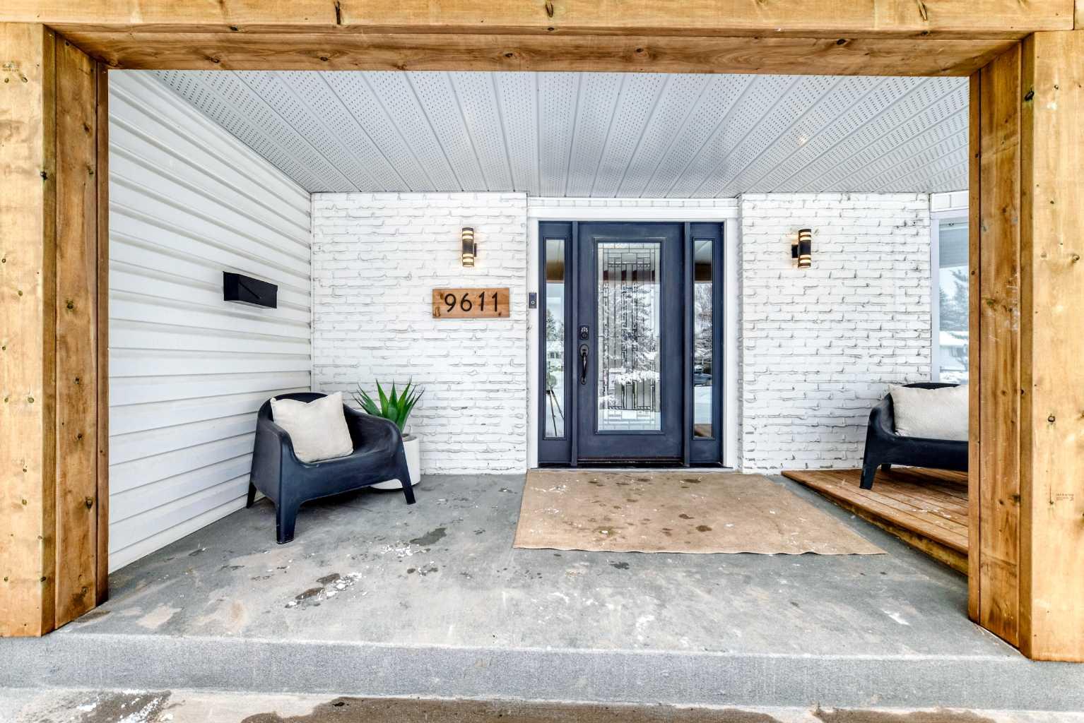 9611 Palisan Place SW