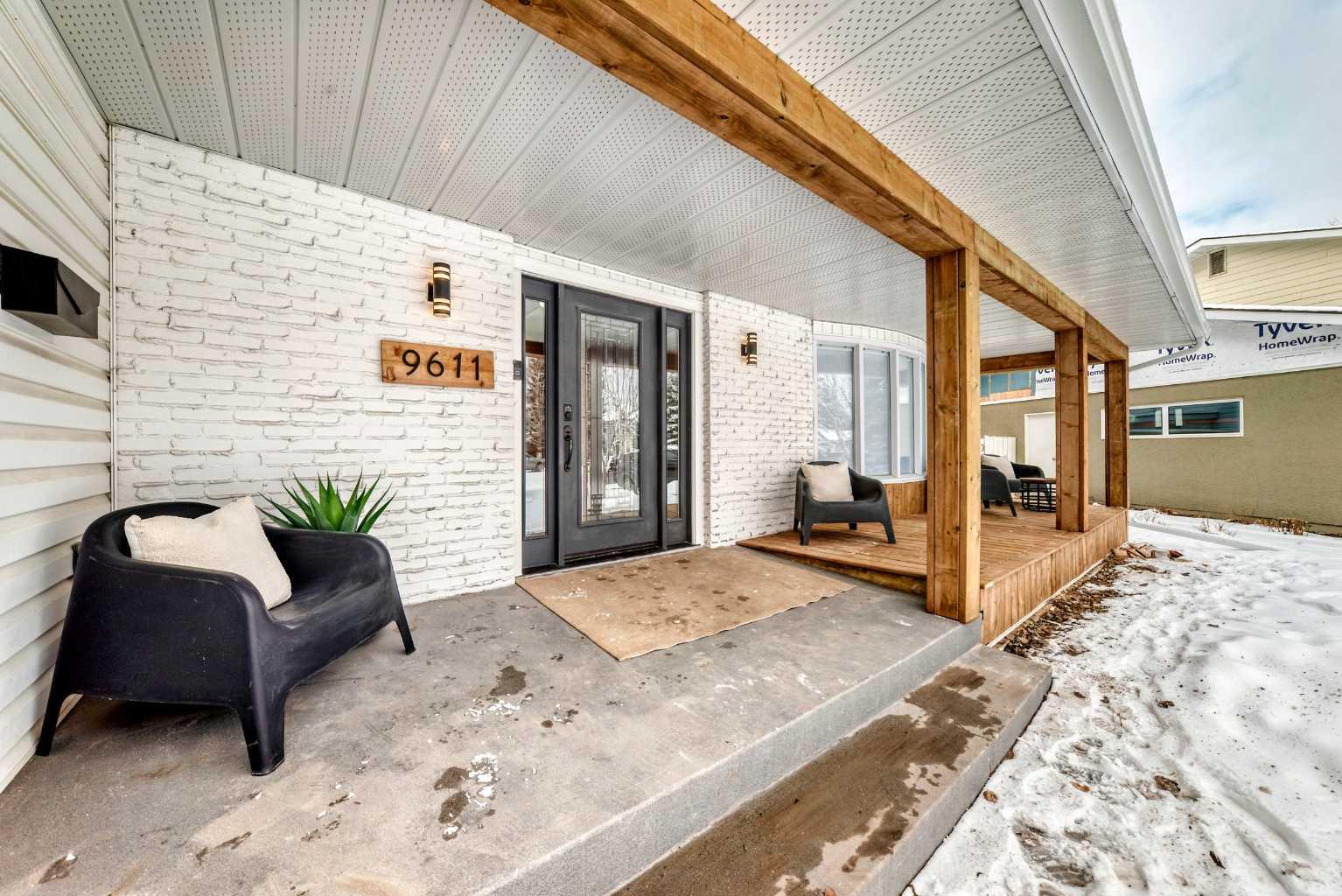 9611 Palisan Place SW