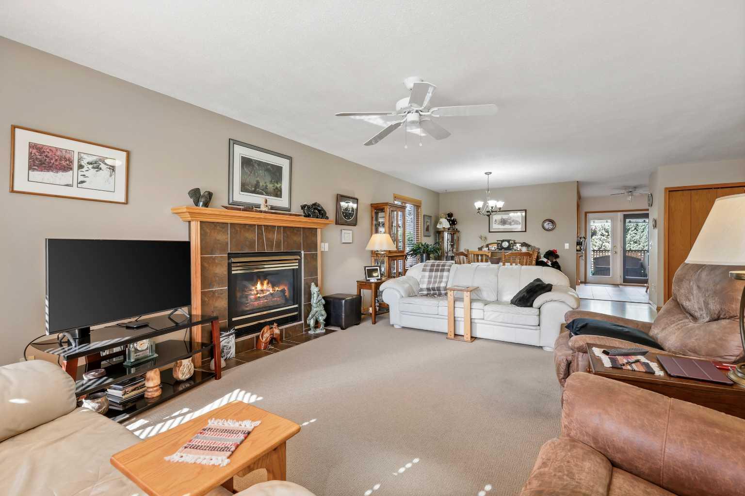 40 Green Meadow Drive