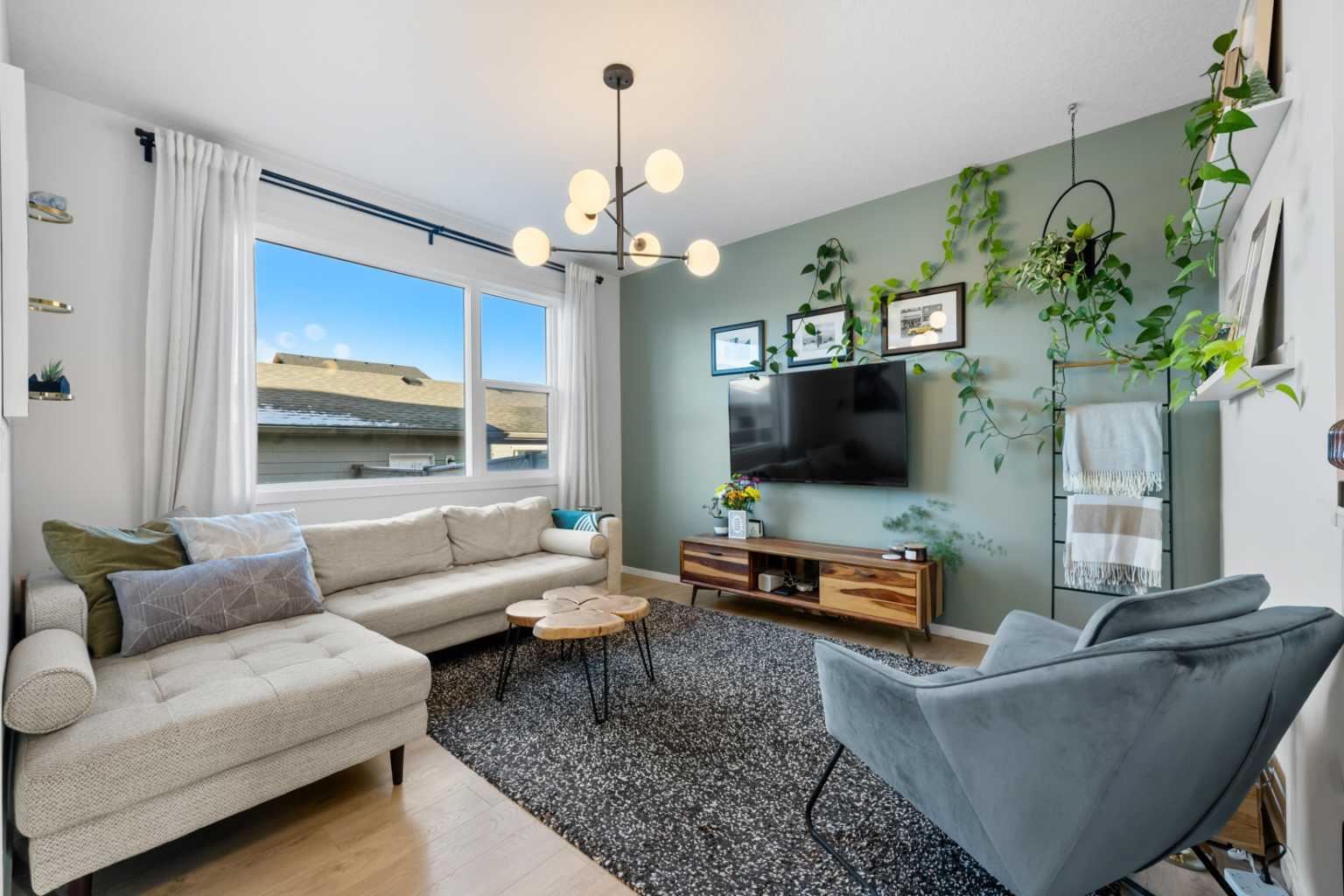 1307 Walden Drive SE