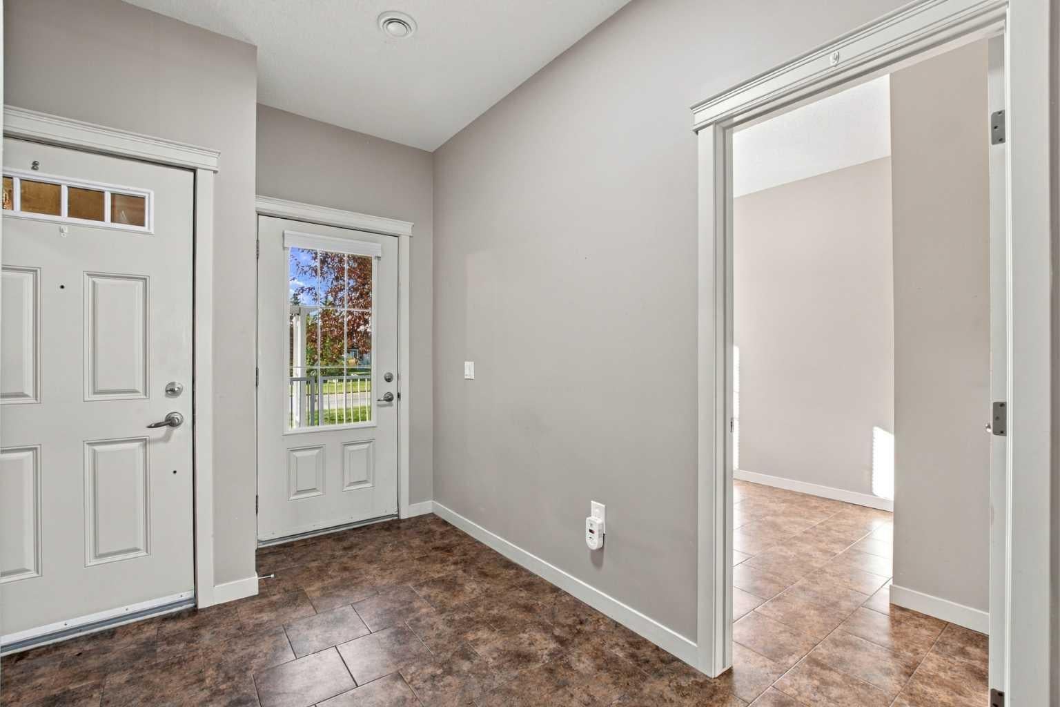 36 Sunrise Place NE