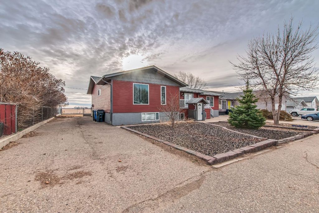 Photo of 108 Cartwright Avenue, Veinerville, AB T1A 8N4 (MLS # A2295239)