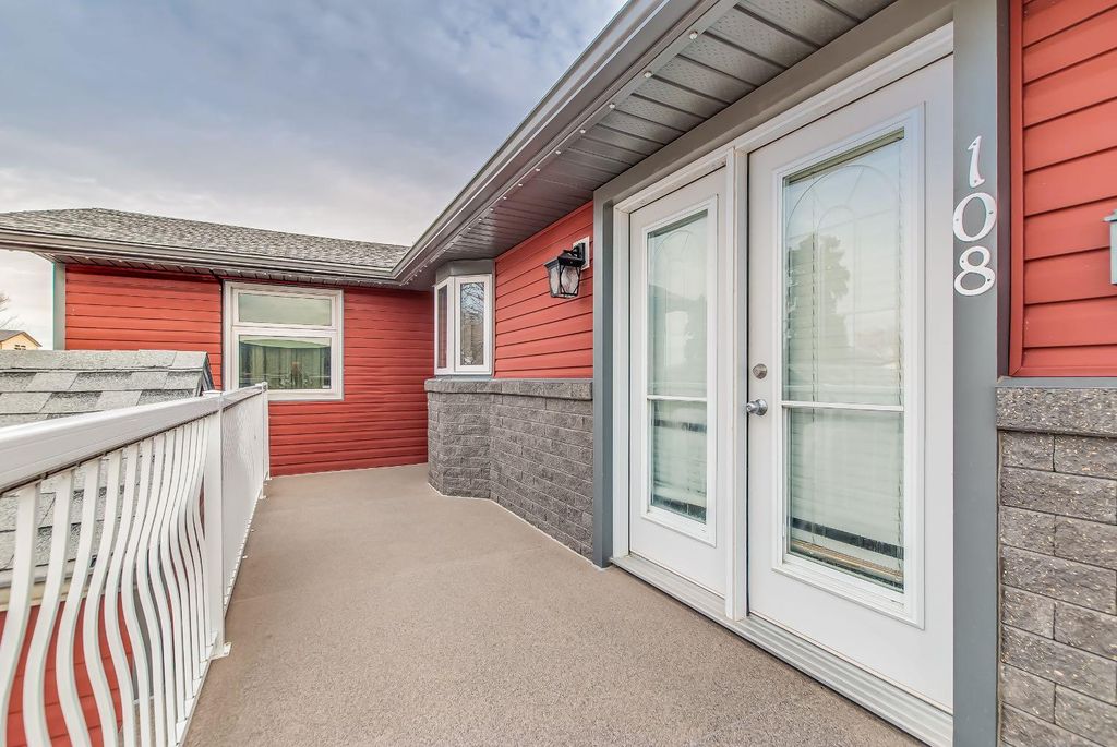 Photo of 108 Cartwright Avenue, Veinerville, AB T1A 8N4 (MLS # A2295239)