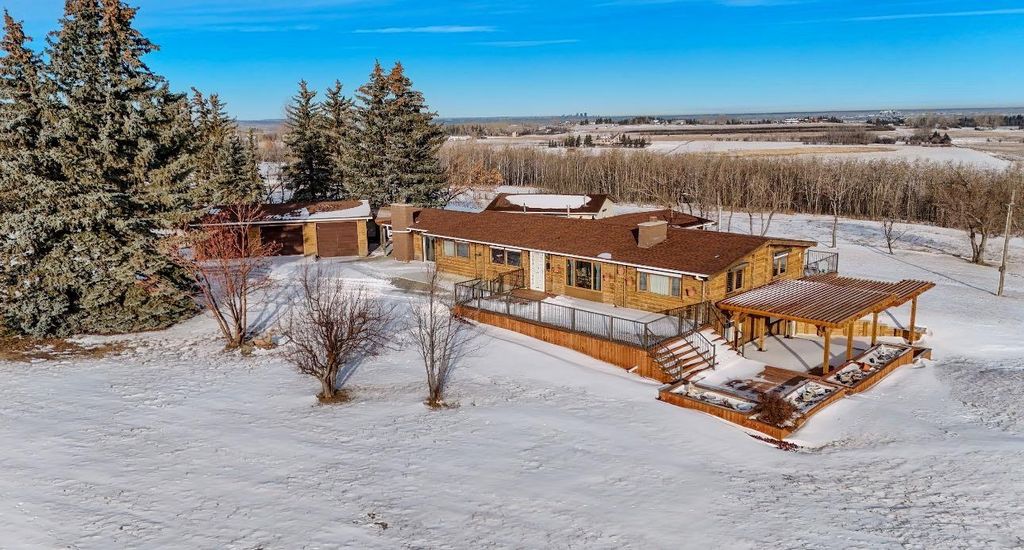 Photo of 16102 273 Avenue E, Rural Foothills County, AB T1S 4M5 (MLS # A2291217)