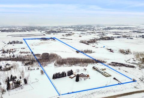 16102 273 Avenue E Rural Foothills County AB T1S 4M5
