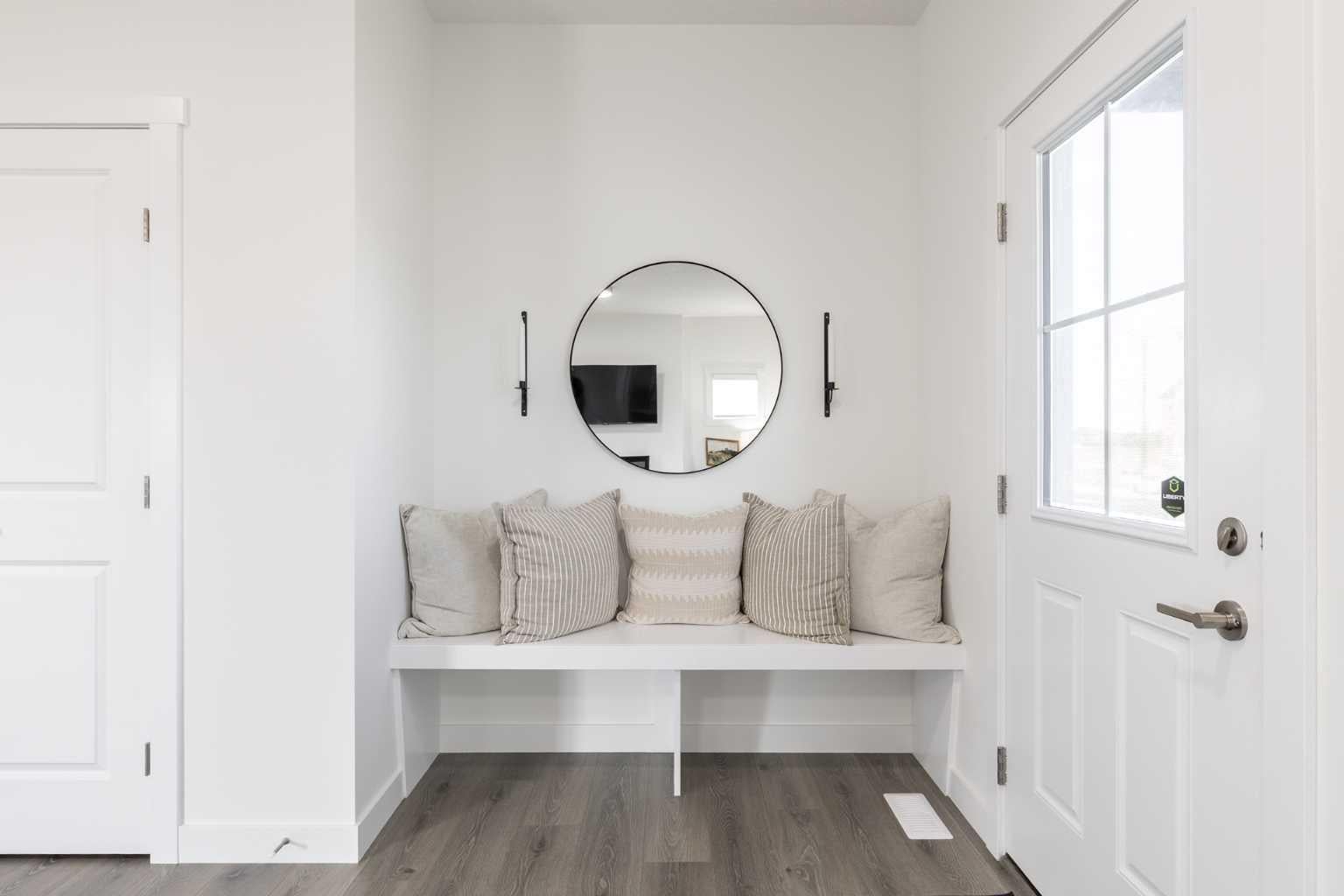 372 Belmont Park SW