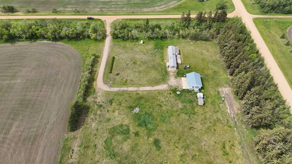 Photo of 41177 Range Road 18-1, Rural Stettler No. 6, County of, AB T0B 1H0 (MLS # A2291958)