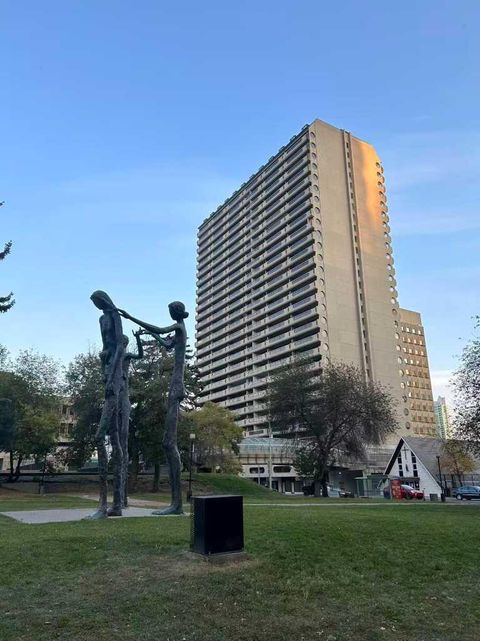 Photo of 221 6 Avenue SE #1704, Calgary, AB T2G 4Z9 (MLS # A2259889) Photo of 221 6 Avenue SE #1704, Calgary, AB T2G 4Z9 (MLS # A2259889)