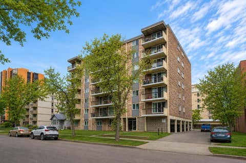 Photo of 1312 13 Avenue SW #102, Calgary, AB T3C 0T3 (MLS # A2326431)