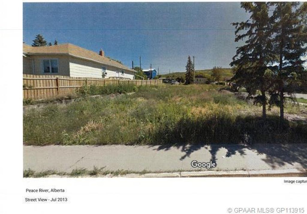 Photo of 9413/9411 98 Street, Peace River, AB T8S 1S4 (MLS # A2282161)
