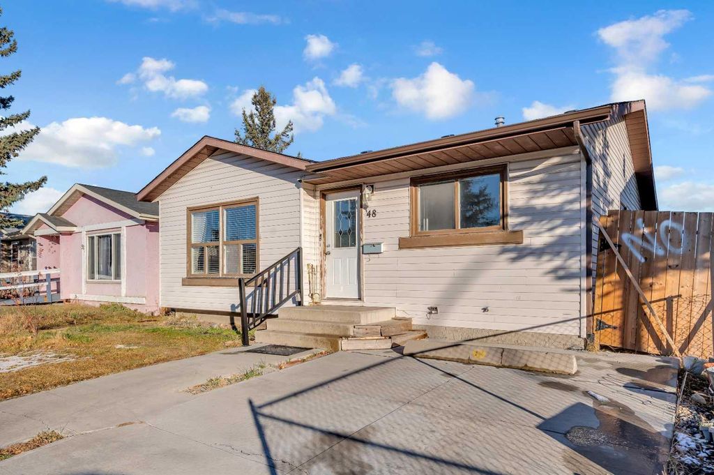 Photo of 48 Faldale Close NE, Calgary, AB T3J 1V9 (MLS # A2292584)