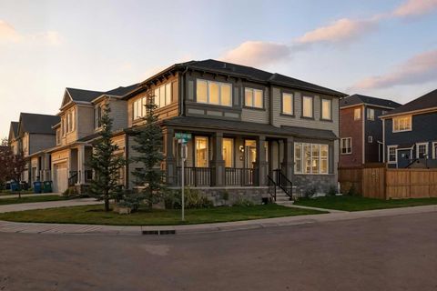 5 Osborne Gate SW Airdrie AB T4B 4G3