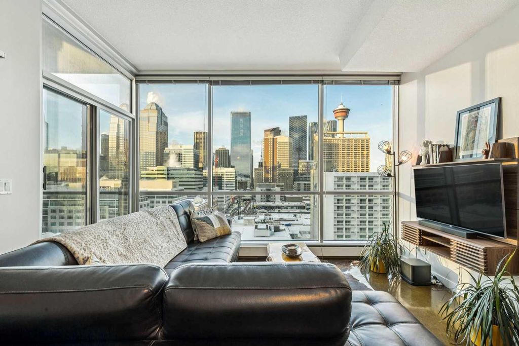 Photo of 135 13 Avenue SW #1004, Calgary, AB T2R 0W8 (MLS # A2287487)