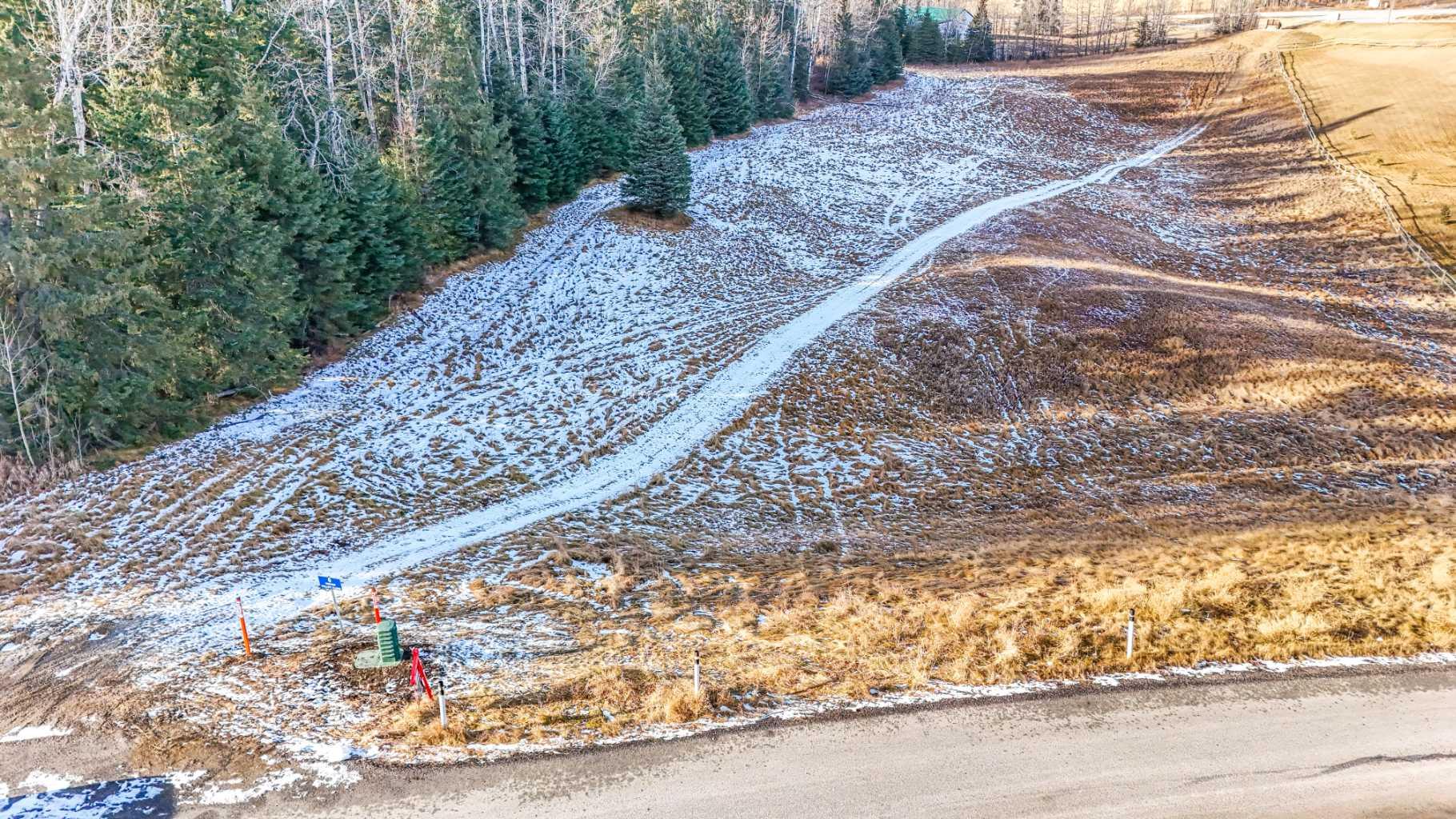 6 Hidden Valley Close