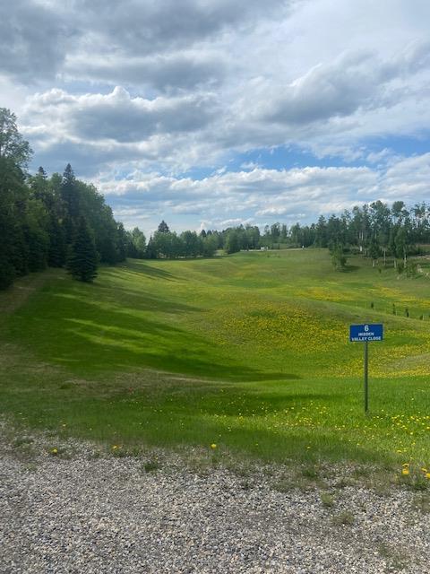 6 Hidden Valley Close