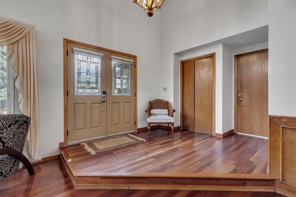 Photo of 24 Woodgrove Crescent SW, Calgary, AB T2W 3Z1 (MLS # A2326744)