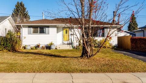 Photo of 34 Wishart Street, Red Deer, AB T4N 5W3 (MLS # A2353059)