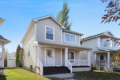 23 Inverness Gardens SE Calgary AB T2Z 2W9