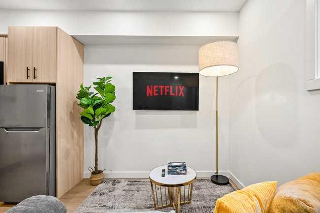 1313 20 Avenue NW Unit 3B