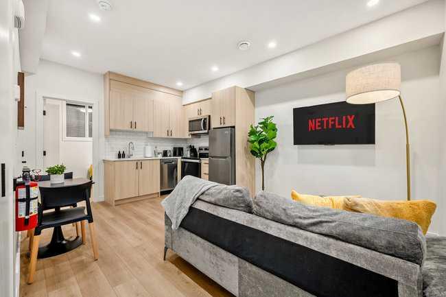 1313 20 Avenue NW Unit 3B