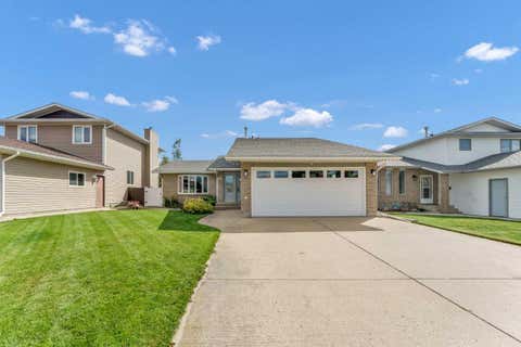 Photo of 29 Rice Drive SE, Medicine Hat, AB T1B 3X2 (MLS # A2338936)