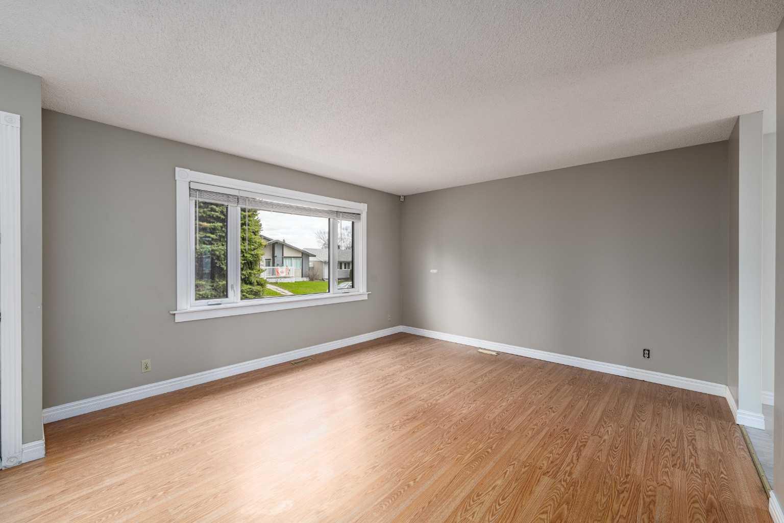 115 Ogden Way SE
