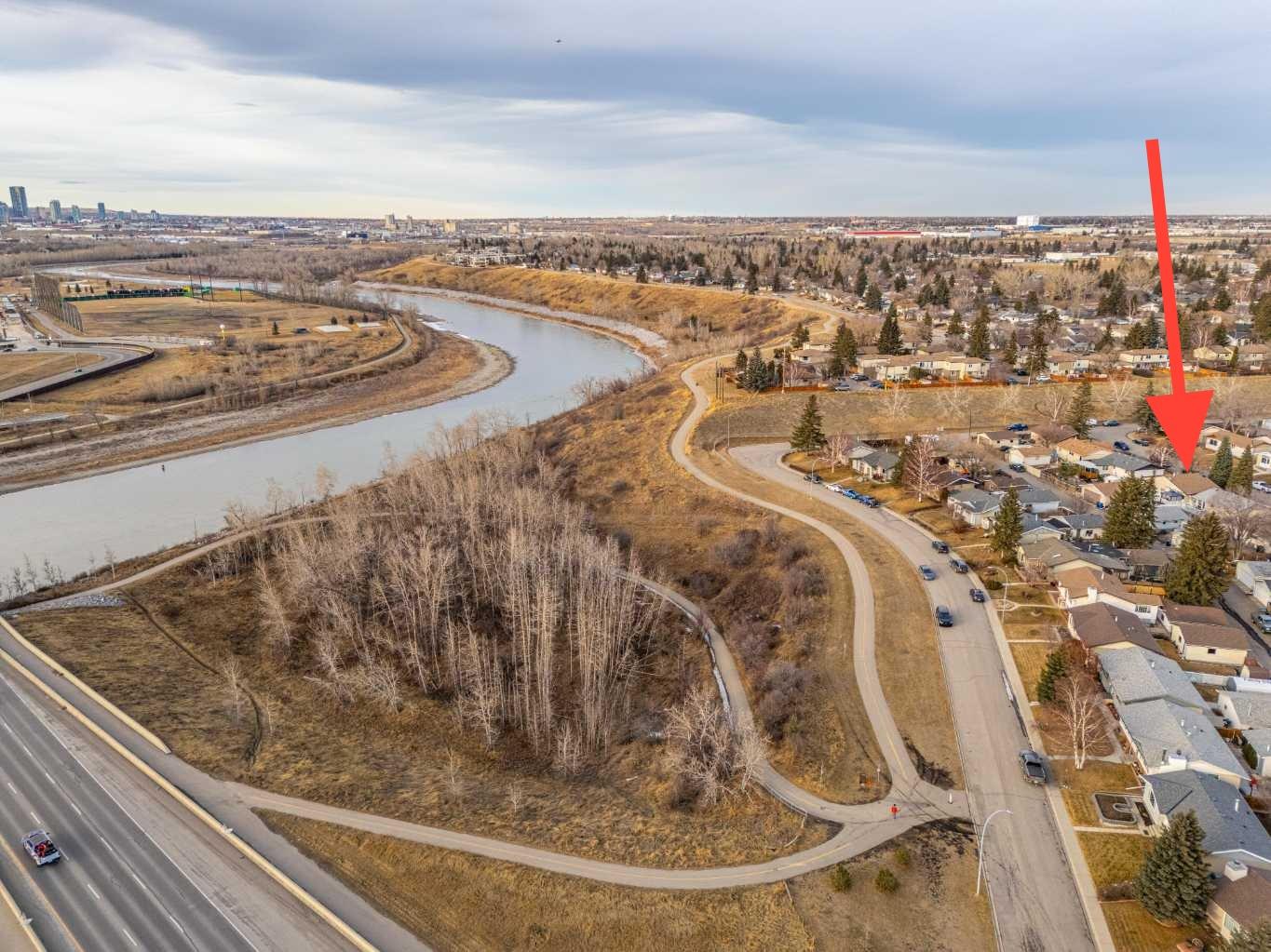 115 Ogden Way SE